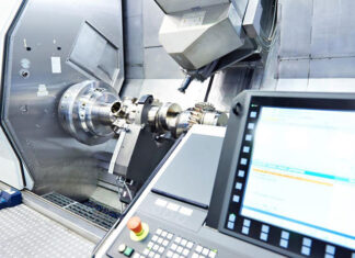 Przemysł a maszyny CNC – poznaj zalety tych nowoczesnych urządzeń