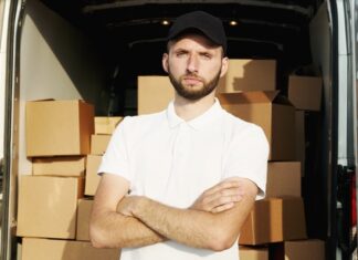 Czy paczkę można wycenić błyskawicznie? kurier