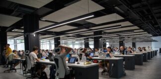 Jakie są najważniejsze kompetencje pracowników i jak je rozwijać?