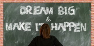 Skąd się bierze poczucie własnej wartości? Skąd się bierze poczucie własnej wartości?