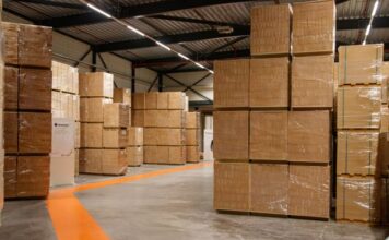 Jak zwiększyć sprzedaż słodyczy i przekąsek w sklepie spożywczym? Praktyczny poradnik merchandisingu, doboru asortymentu i optymalizacji zakupów hurtownia